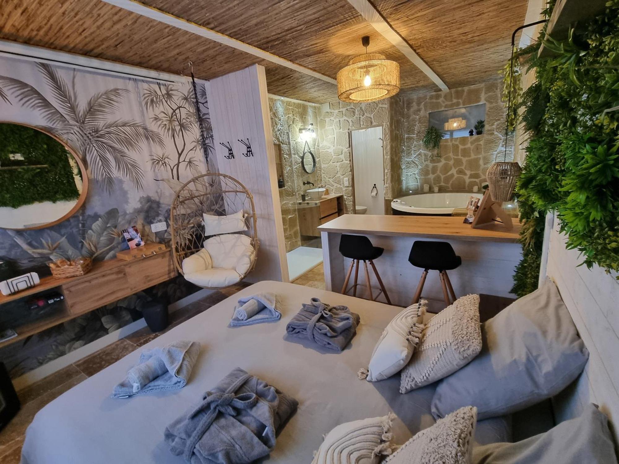 Les Spas De La Mer, Suite & Spa, Love Room, Plein Coeur Du Grau Le Grau-du-Roi Extérieur photo