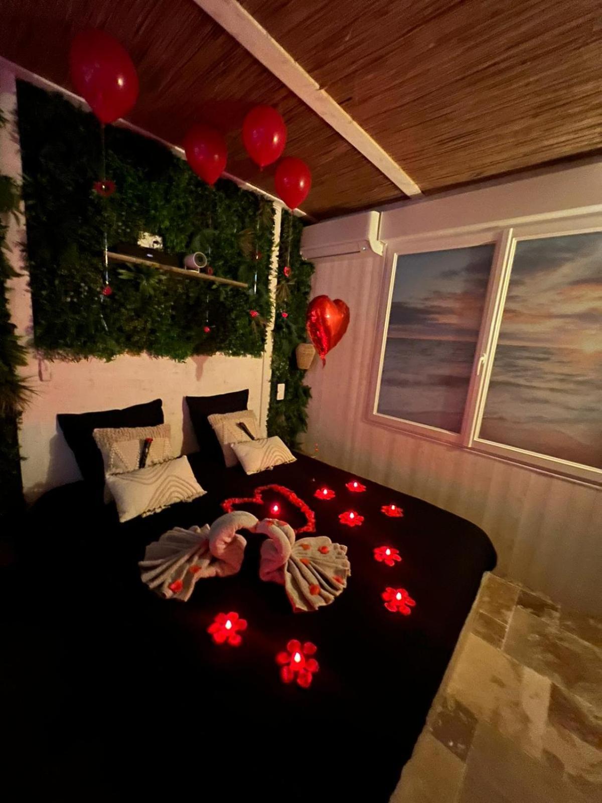 Les Spas De La Mer, Suite & Spa, Love Room, Plein Coeur Du Grau Le Grau-du-Roi Extérieur photo