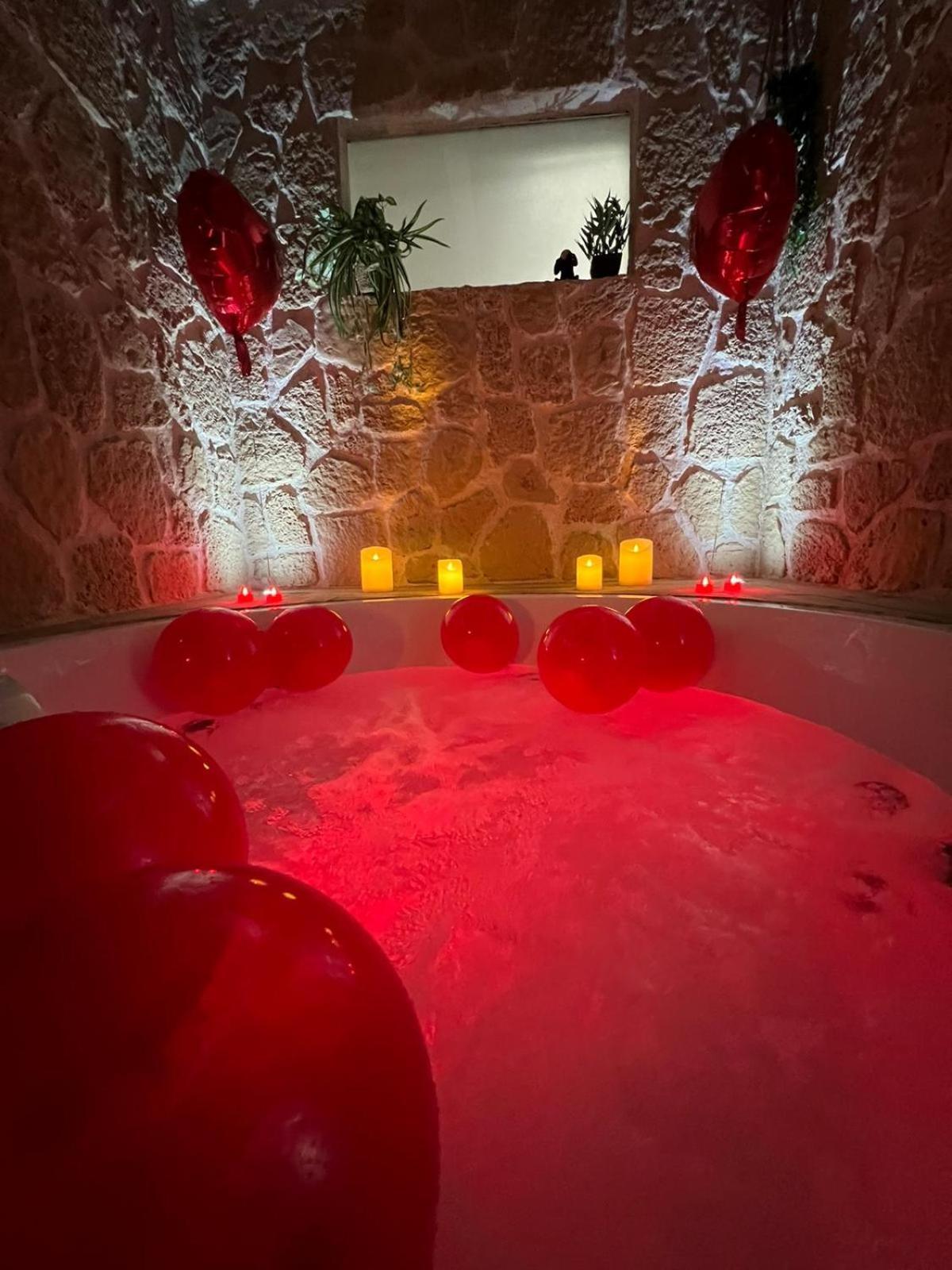 Les Spas De La Mer, Suite & Spa, Love Room, Plein Coeur Du Grau Le Grau-du-Roi Extérieur photo